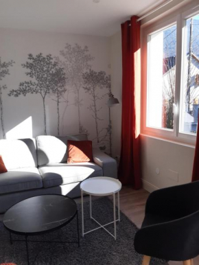 T3 neuf 65m2 5 personnes avec jardin au calme, ménage inclus, local vélo